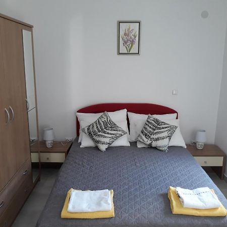 Studio Apartment Garden Дубровник Екстериор снимка